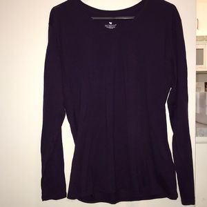 Dark purple wool v-neck XL